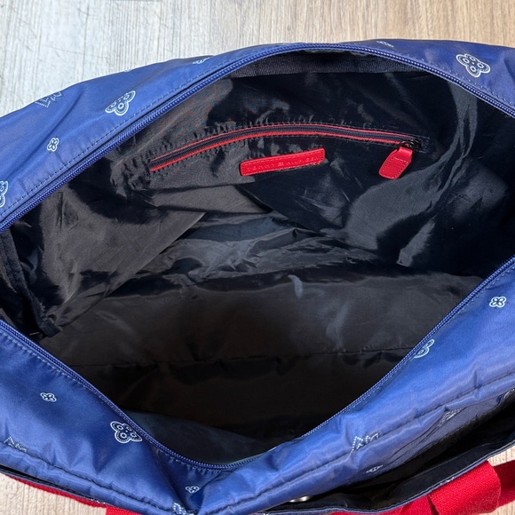 Stylish Navy and Red Unisex Duffel Bag - Picture 9 of 13
